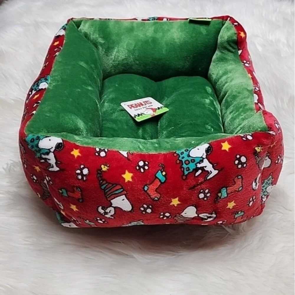 Charlie Brown Snoopy Christmas Pet Cat Dog Bed New With Tags 2025 Red Multicolor